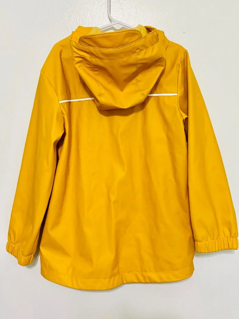 Yellow Raincoat Kids Sz S (6-7) Cat & Jack - EUC